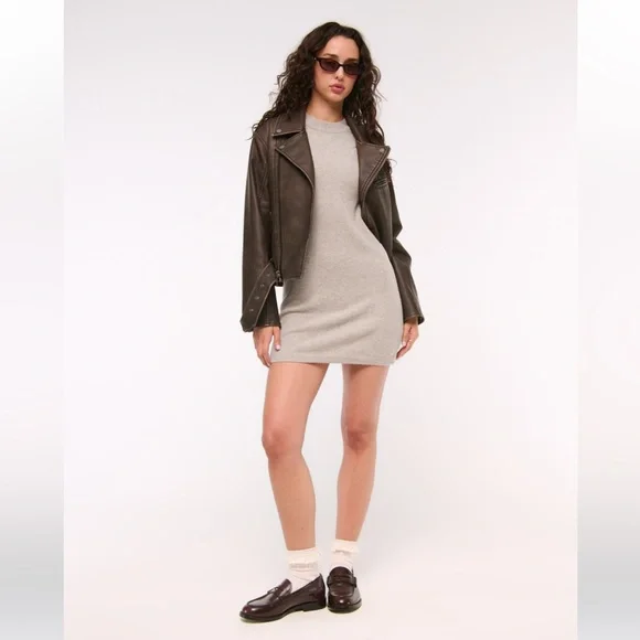 Abercrombie Madeline Mini Sweater Dress - Picture 2 of 6